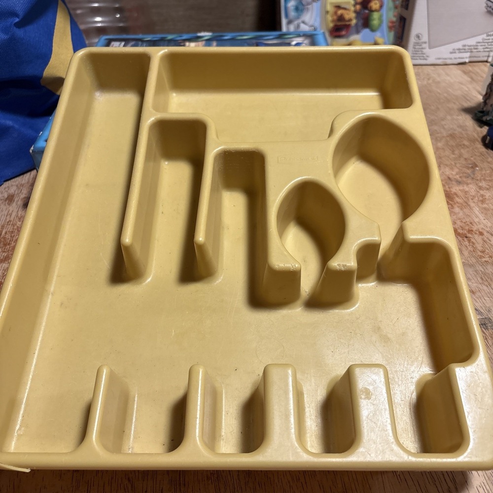 Vintage Yellow RUBBERMAID utensil silverware flatware Tray Drawer Organizer